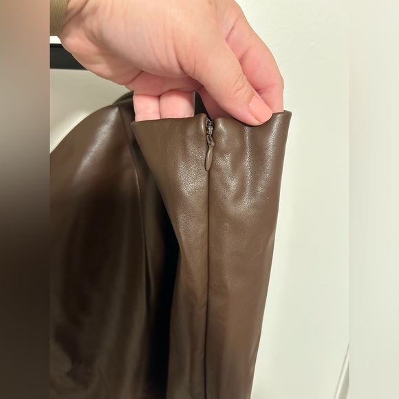 Old Navy faux leather skirt size 4X - Picture 6 of 7